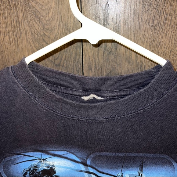 NASCAR Dale Earnhardt Jr National Guard Long Sleeve - Picture 4 of 4